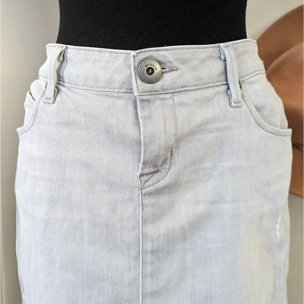 Hudson Raw Edge Hem Denim Mini Skirt  29 Coastal Cowgirl Rebel Punk Academia
